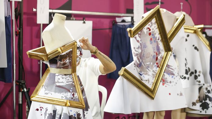 Viktor&Rolf's show backstage in Paris